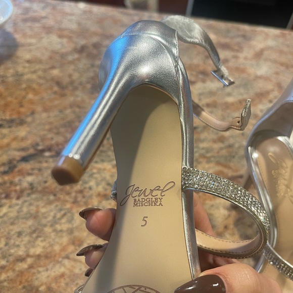 Women high heels - Picture 3 of 3